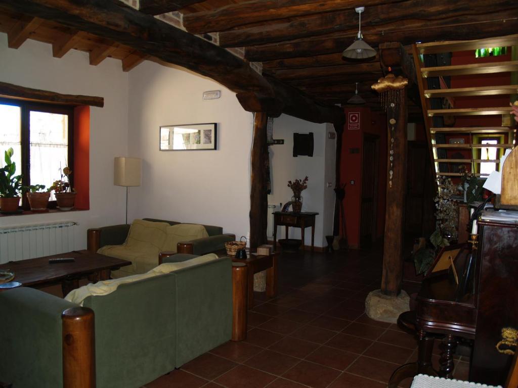 Hotel Rural Piedra Abierta Сан-Мартин-де-Пераперту Экстерьер фото